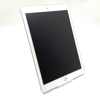 【全額返金保証】【最速発送】Apple iPad 第6世代 32GB シルバー Wi-Fi 動作確認済