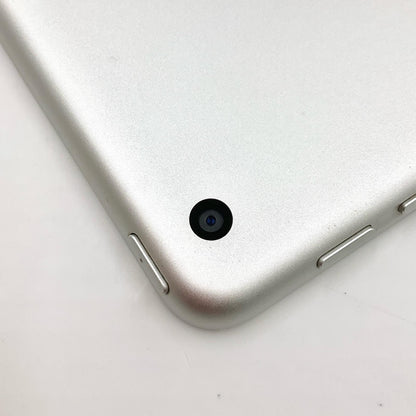 【全額返金保証】【最速発送】Apple iPad 第6世代 32GB シルバー Wi-Fi 動作確認済
