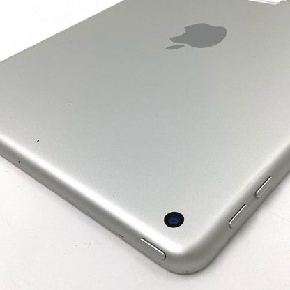 【全額返金保証】【最速発送】Apple iPad 第6世代 32GB シルバー Wi-Fi 動作確認済