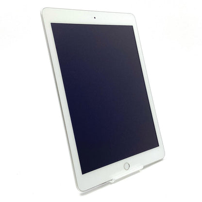 【全額返金保証】【最速発送】Apple iPad 第5世代 128GB シルバー Wi-Fi 動作確認済