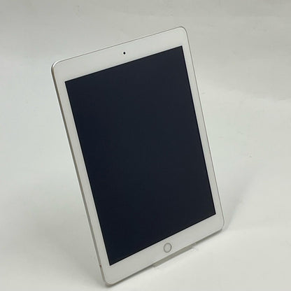 【全額返金保証】【最速発送】Apple iPad 第5世代 128GB シルバー Wi-Fi 動作確認済