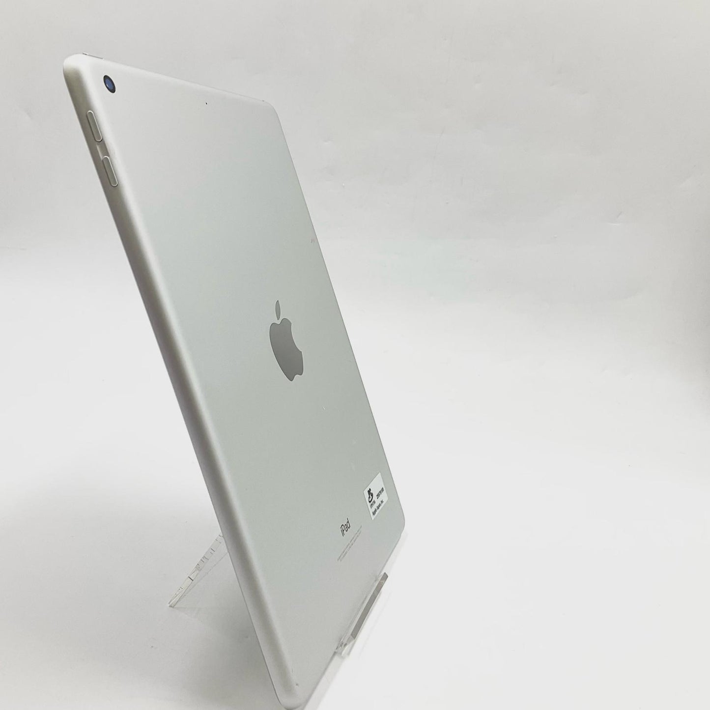 【全額返金保証】【最速発送】Apple iPad 第5世代 128GB シルバー Wi-Fi 動作確認済