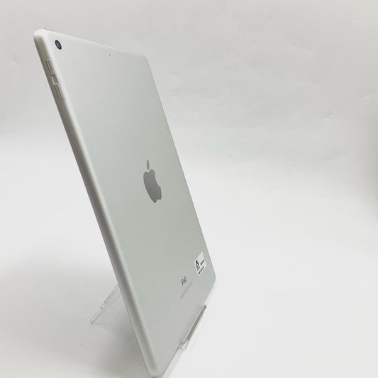 【全額返金保証】【最速発送】Apple iPad 第5世代 128GB シルバー Wi-Fi 動作確認済