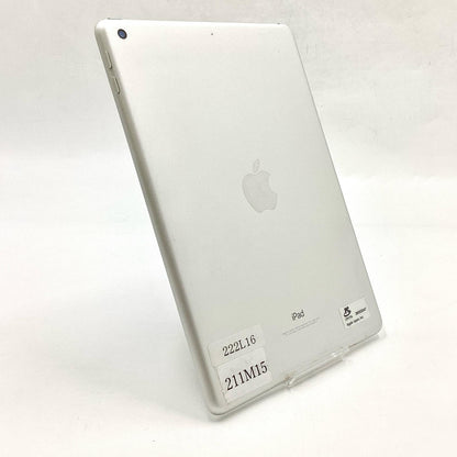 【全額返金保証】【最速発送】Apple iPad 第5世代 128GB シルバー Wi-Fi 動作確認済