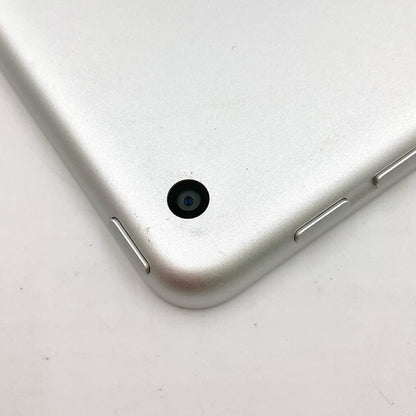 【全額返金保証】【最速発送】Apple iPad 第5世代 128GB シルバー Wi-Fi 美品 動作確認済