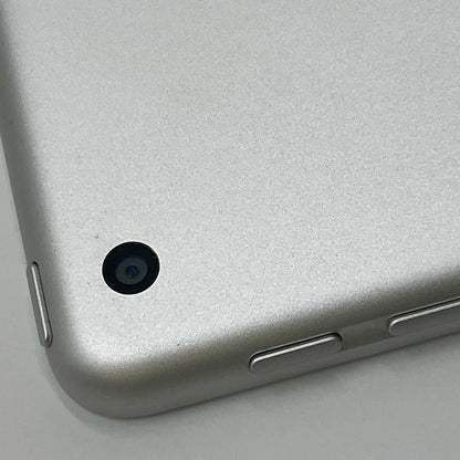 【全額返金保証】【最速発送】Apple iPad 第5世代 128GB シルバー Wi-Fi 動作確認済
