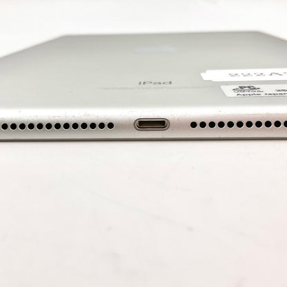 【全額返金保証】【最速発送】Apple iPad 第5世代 128GB シルバー Wi-Fi 動作確認済