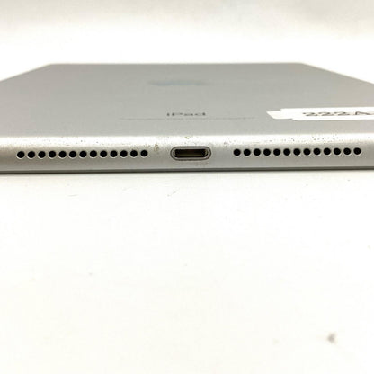 【全額返金保証】【最速発送】Apple iPad 第5世代 128GB シルバー Wi-Fi 動作確認済