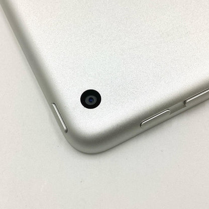 【全額返金保証】【最速発送】Apple iPad 第5世代 128GB シルバー Wi-Fi 動作確認済