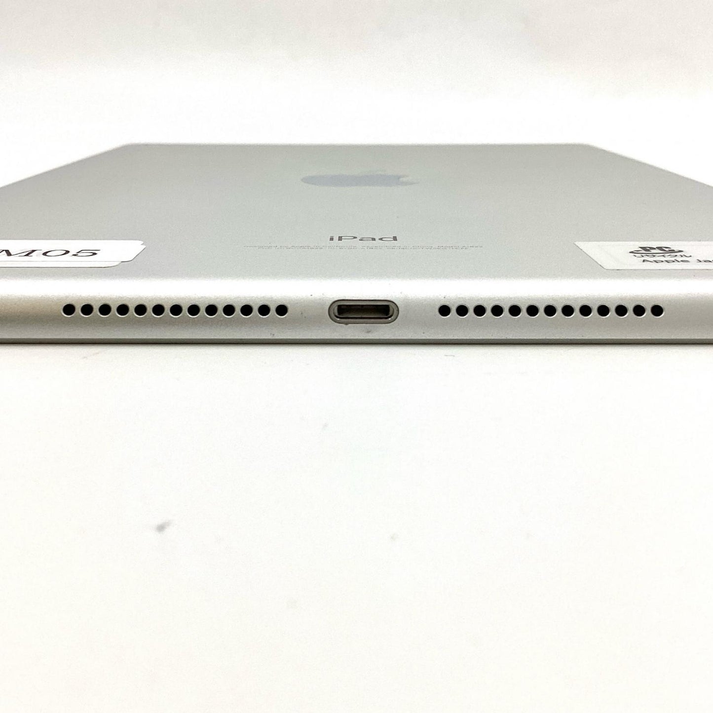 【全額返金保証】【最速発送】Apple iPad 第5世代 128GB シルバー Wi-Fi 動作確認済