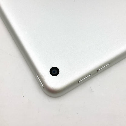 【全額返金保証】【最速発送】Apple iPad 第5世代 128GB シルバー Wi-Fi 動作確認済