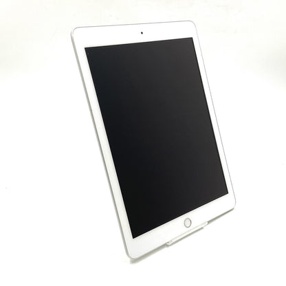 【全額返金保証】【最速発送】Apple iPad 第6世代 32GB シルバー Wi-Fi 動作確認済