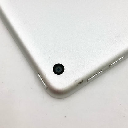 【全額返金保証】【最速発送】Apple iPad 第6世代 32GB シルバー Wi-Fi 動作確認済
