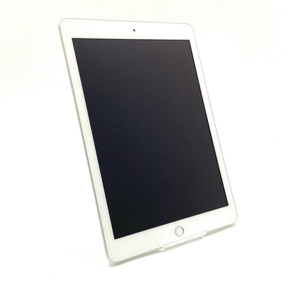 【全額返金保証】【最速発送】Apple iPad 第6世代 32GB シルバー Wi-Fi 動作確認済