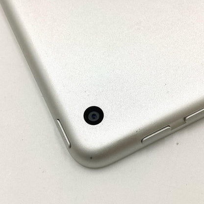 【全額返金保証】【最速発送】Apple iPad 第6世代 32GB シルバー Wi-Fi 動作確認済