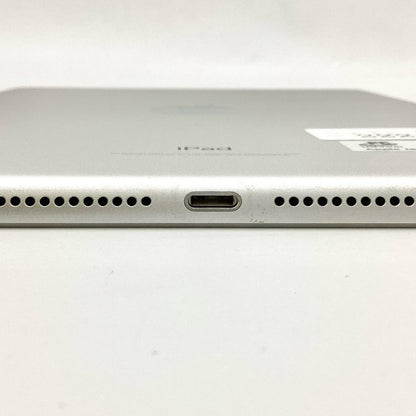 【全額返金保証】【最速発送】Apple iPad 第6世代 32GB シルバー Wi-Fi 動作確認済