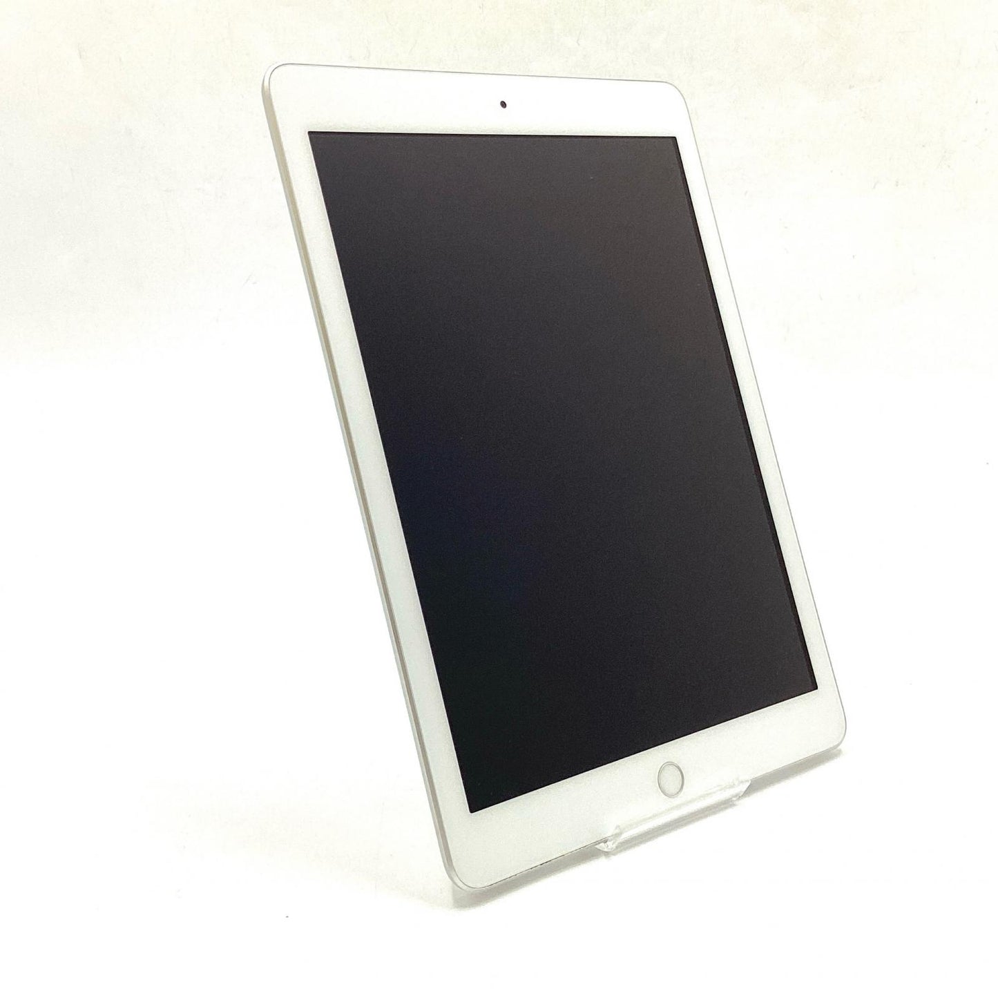 【全額返金保証】【最速発送】Apple iPad 第6世代 32GB シルバー Wi-Fi 動作確認済