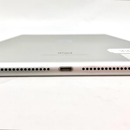【全額返金保証】【最速発送】Apple iPad 第6世代 32GB シルバー Wi-Fi 美品 動作確認済