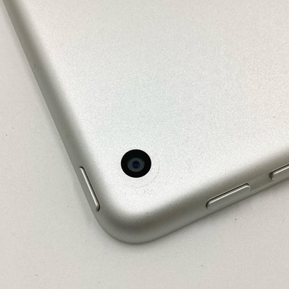 【全額返金保証】【最速発送】Apple iPad 第6世代 32GB シルバー Wi-Fi 動作確認済