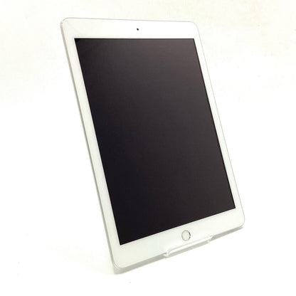 【全額返金保証】【最速発送】Apple iPad 第6世代 32GB シルバー Wi-Fi 動作確認済