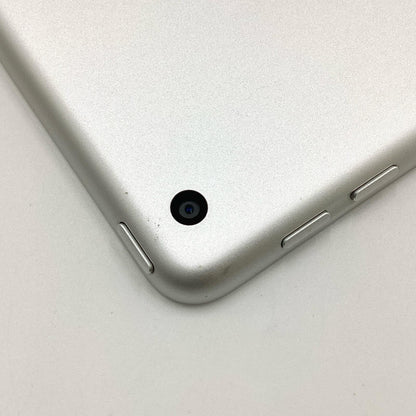 【全額返金保証】【最速発送】Apple iPad 第6世代 32GB シルバー Wi-Fi 動作確認済