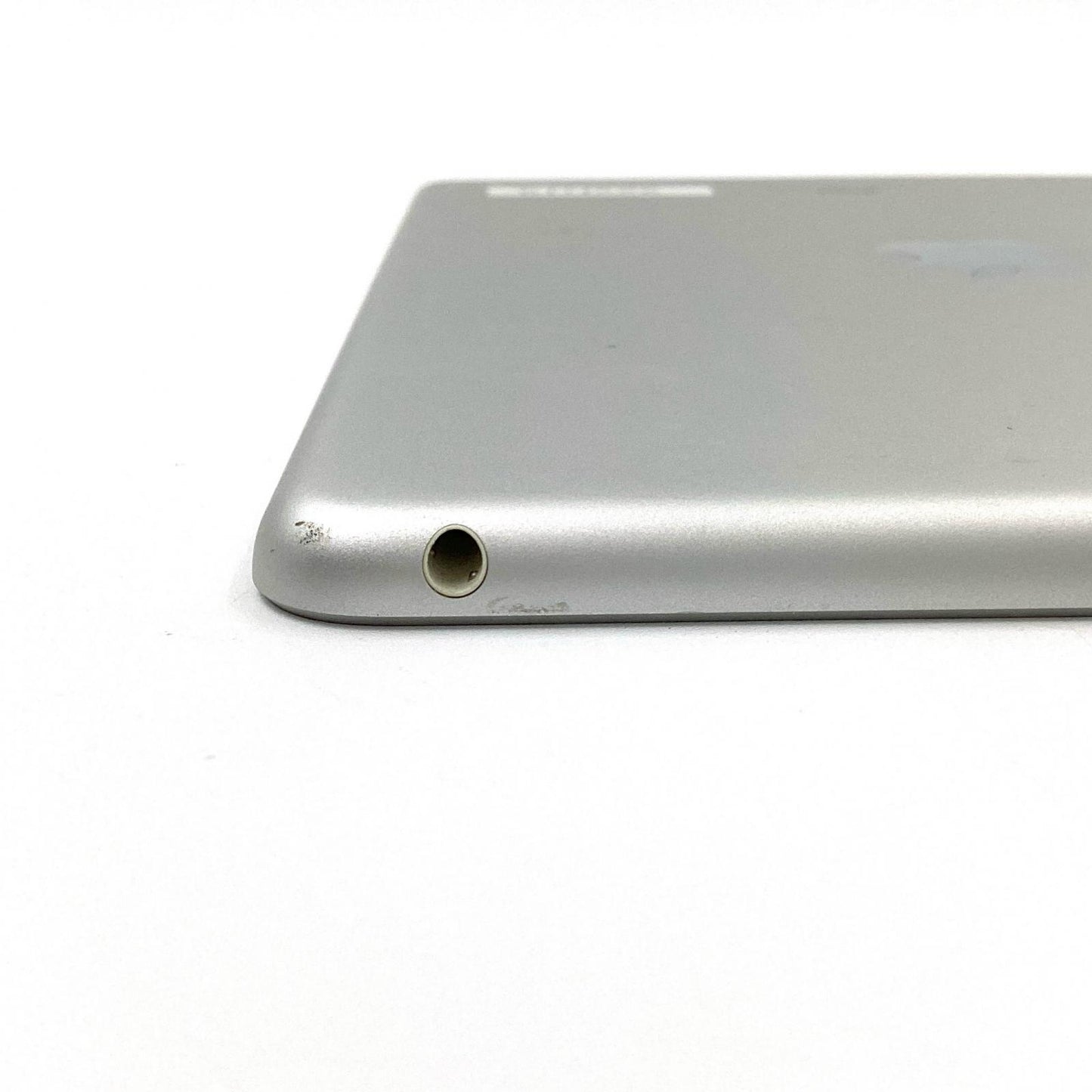 【全額返金保証】【最速発送】Apple iPad 第6世代 32GB シルバー Wi-Fi 動作確認済