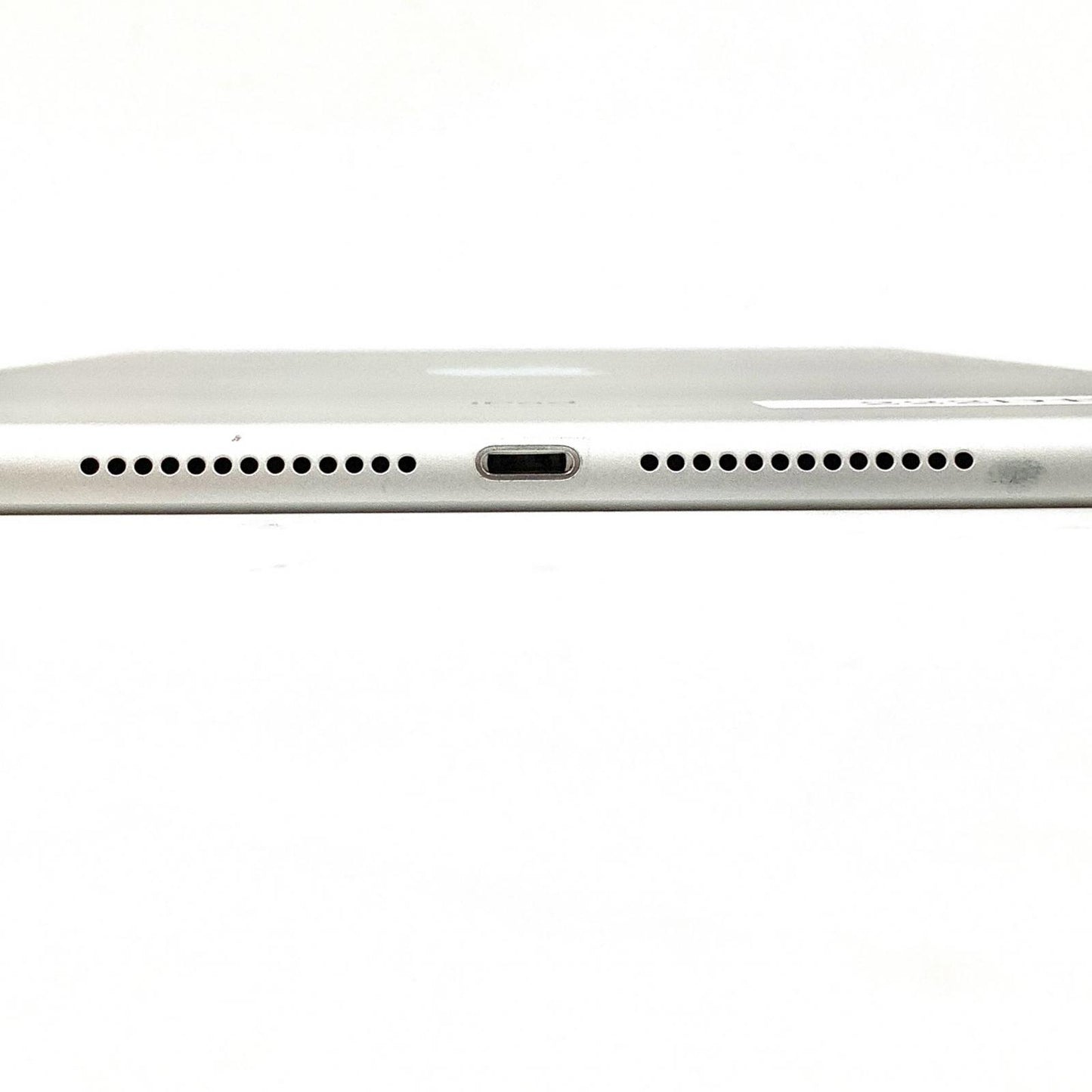 【全額返金保証】【最速発送】Apple iPad 第6世代 32GB シルバー Wi-Fi 動作確認済
