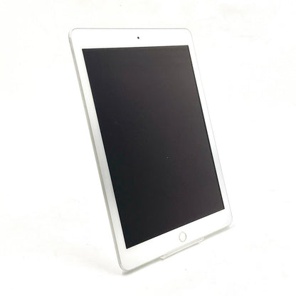 【全額返金保証】【最速発送】Apple iPad 第6世代 32GB シルバー Wi-Fi 動作確認済