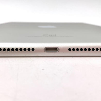 【全額返金保証】【最速発送】Apple iPad 第6世代 32GB シルバー Wi-Fi 美品 動作確認済