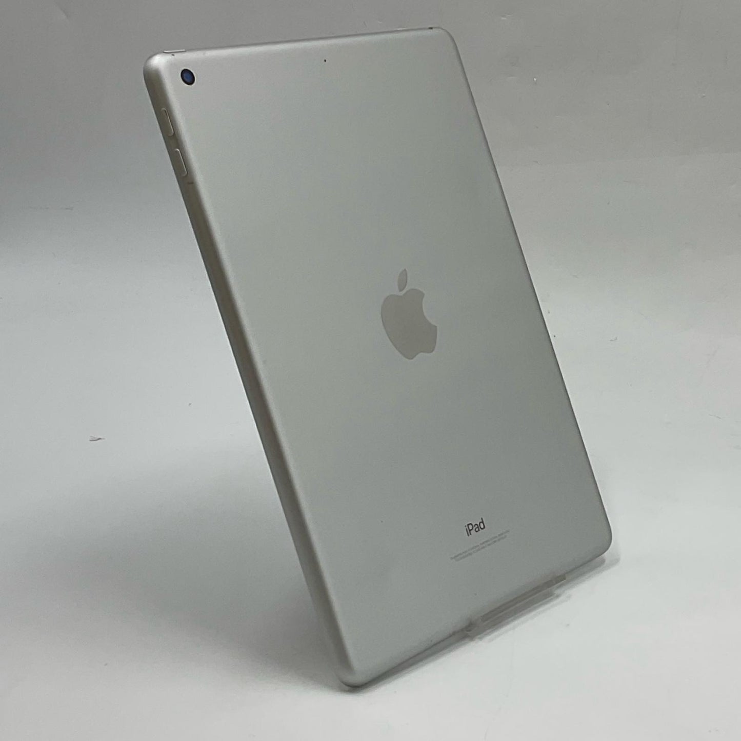 【全額返金保証】【最速発送】Apple iPad 第5世代 128GB シルバー Wi-Fi 動作確認済