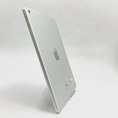 【全額返金保証】【最速発送】Apple iPad 第5世代 128GB シルバー Wi-Fi 動作確認済