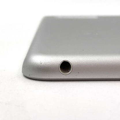 【全額返金保証】【最速発送】Apple iPad 第5世代 128GB シルバー Wi-Fi 動作確認済