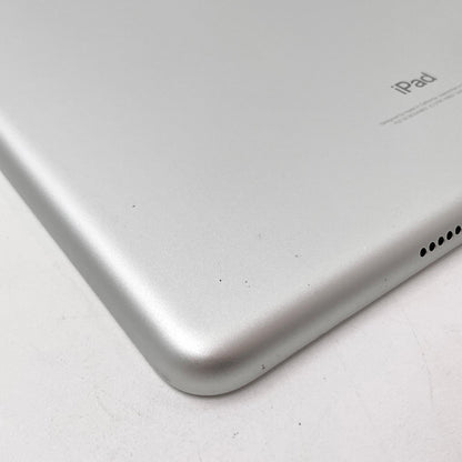 【全額返金保証】【最速発送】Apple iPad 第5世代 128GB シルバー Wi-Fi 動作確認済