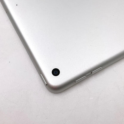【全額返金保証】【最速発送】Apple iPad 第5世代 128GB シルバー Wi-Fi 動作確認済