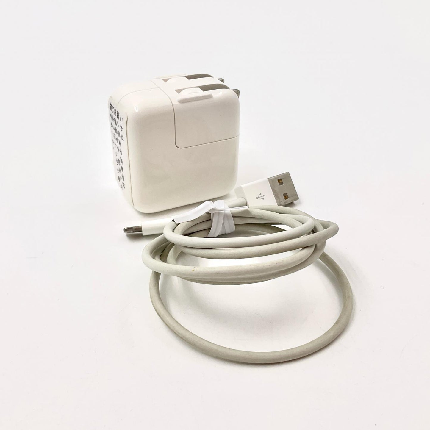 【全額返金保証】【最速発送】Apple iPad 第5世代 128GB シルバー Wi-Fi 動作確認済