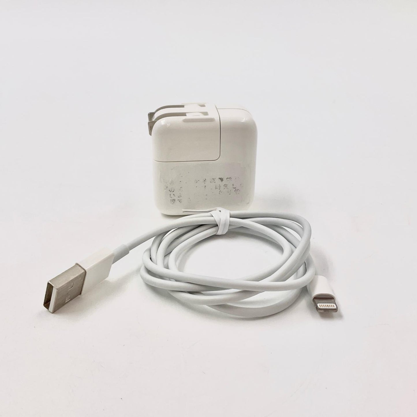 【最速発送】Apple iPad 第5世代 128GB シルバー Wi-Fi【難有】
