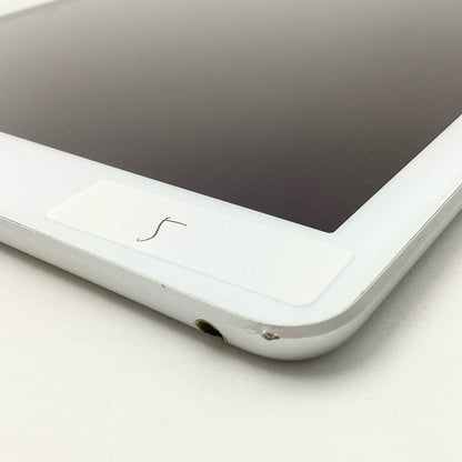 【全額返金保証】【最速発送】Apple iPad 第5世代 128GB シルバー Wi-Fi 動作確認済