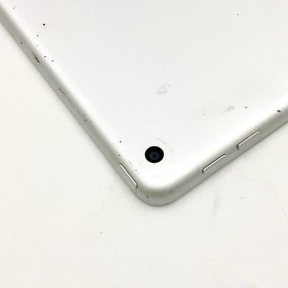 【全額返金保証】【最速発送】Apple iPad 第5世代 128GB シルバー Wi-Fi 動作確認済