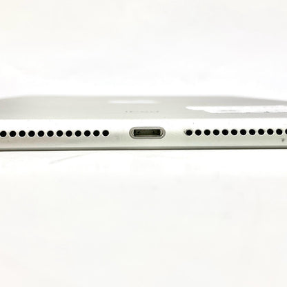 【最速発送】Apple iPad 第5世代 128GB シルバー Wi-Fi【難有】