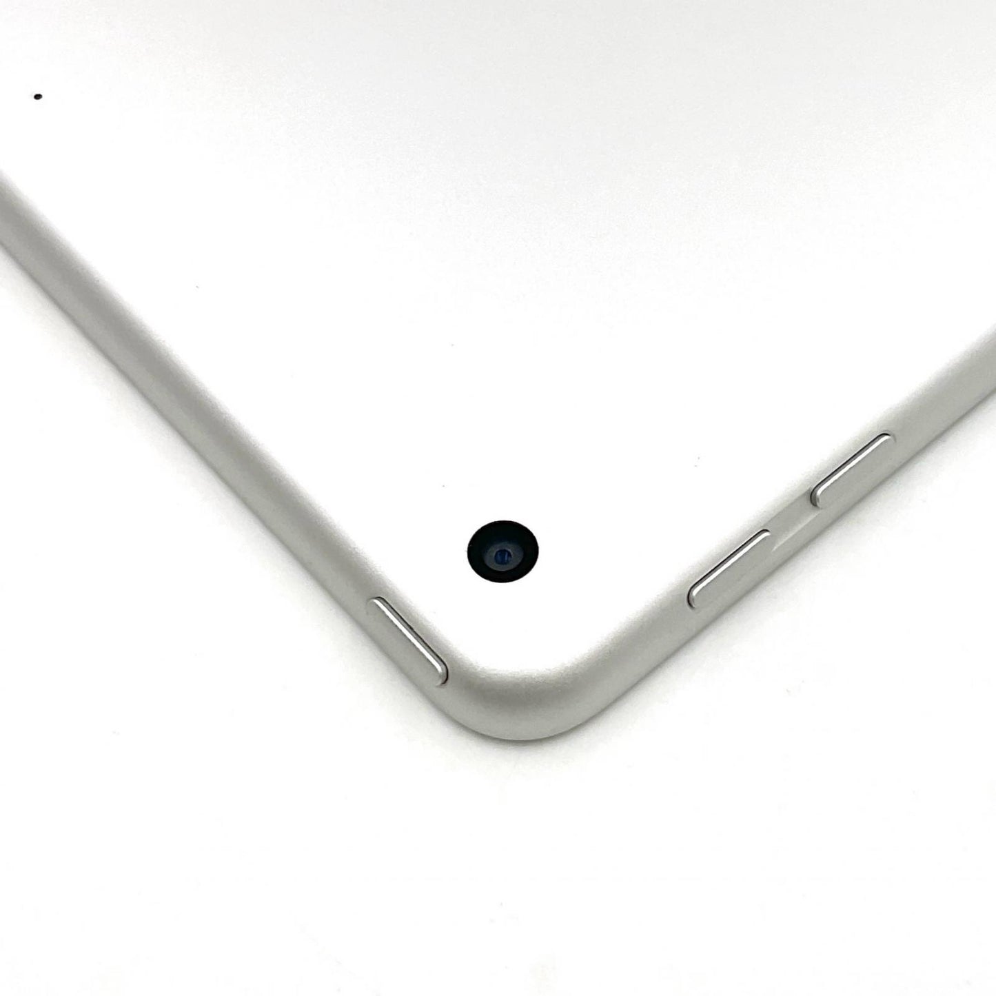 【全額返金保証】【最速発送】Apple iPad 第5世代 128GB シルバー Wi-Fi 動作確認済