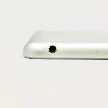 【全額返金保証】【最速発送】Apple iPad 第5世代 128GB シルバー Wi-Fi 動作確認済