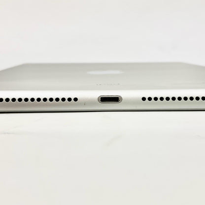 【最速発送】Apple iPad 第7世代 32GB シルバー Wi-Fi【難有】