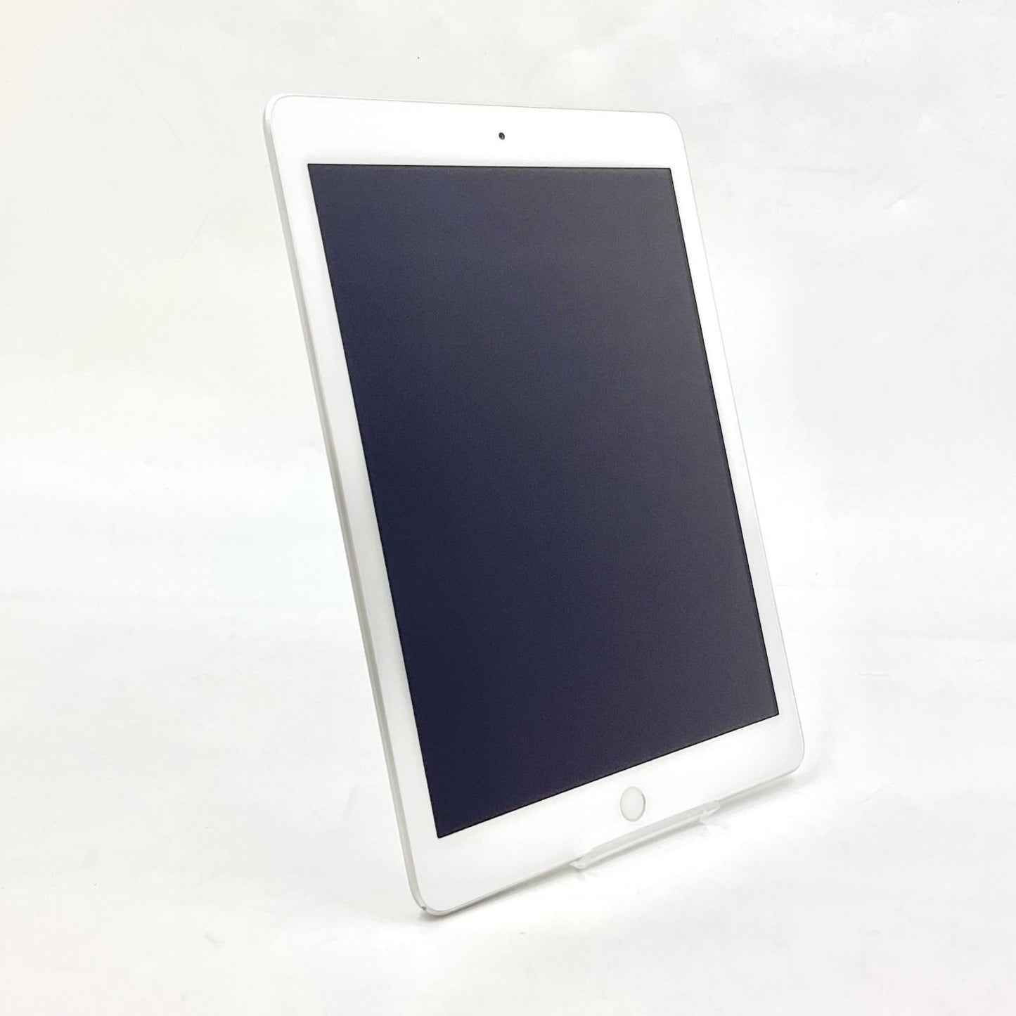 【最速発送】Apple iPad 第5世代 128GB シルバー Wi-Fi【難有】