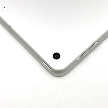 【最速発送】Apple iPad 第5世代 128GB シルバー Wi-Fi【難有】