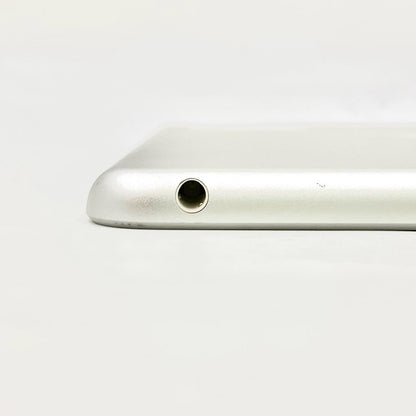 【最速発送】Apple iPad 第5世代 128GB シルバー Wi-Fi【難有】