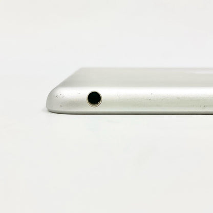 【全額返金保証】【最速発送】Apple iPad 第6世代 32GB シルバー Wi-Fi 動作確認済