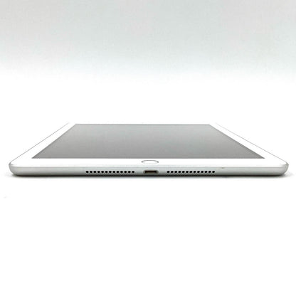 【全額返金保証】【最速発送】Apple iPad 第5世代 128GB シルバー Wi-Fi 動作確認済