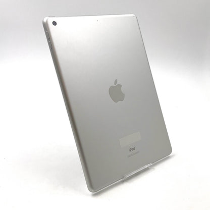【全額返金保証】【最速発送】Apple iPad 第7世代 32GB シルバー Wi-Fi 美品 動作確認済