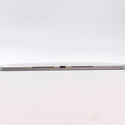 【全額返金保証】【最速発送】Apple iPad 第7世代 32GB シルバー Wi-Fi 動作確認済