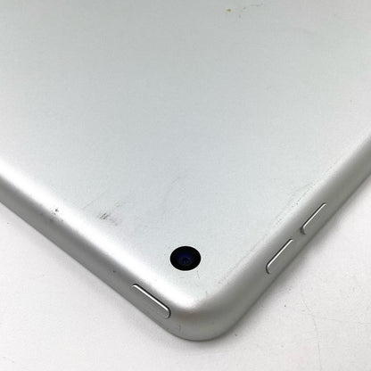 【全額返金保証】【最速発送】Apple iPad 第7世代 32GB シルバー Wi-Fi 動作確認済
